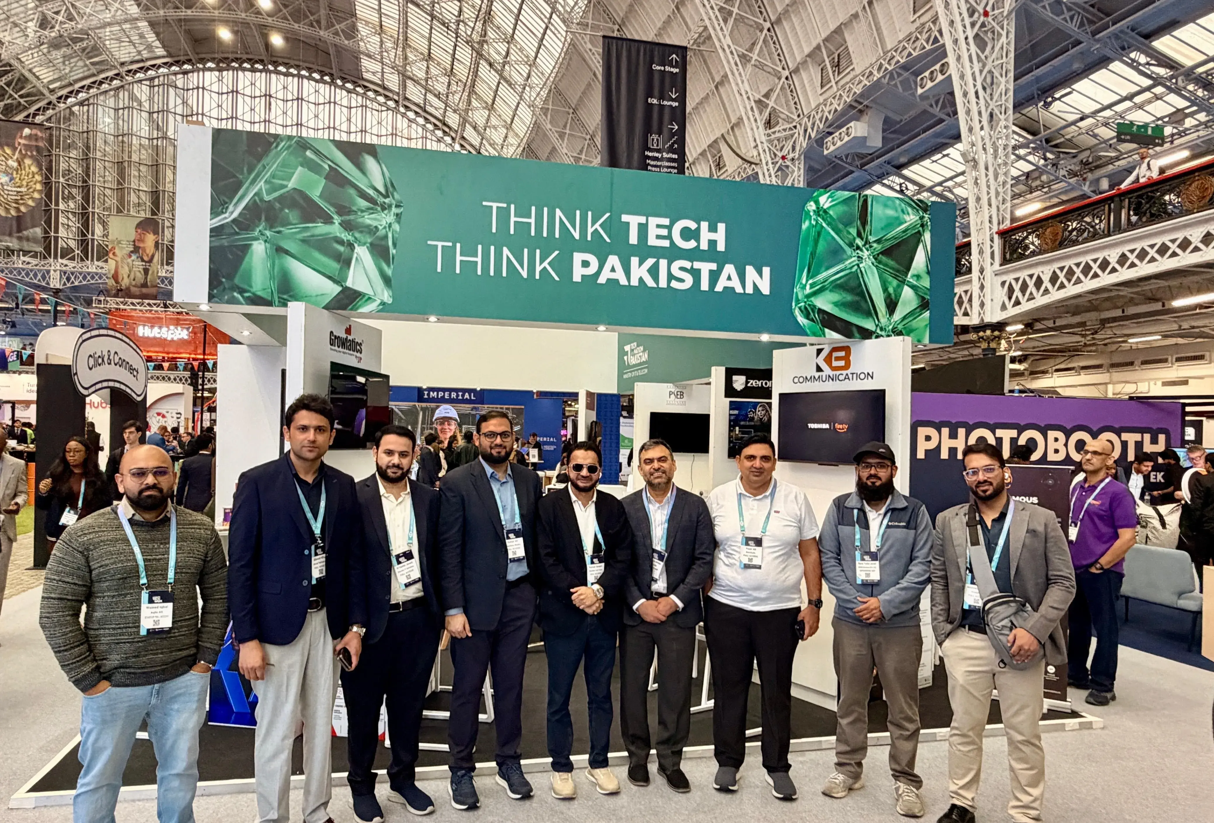 Networking at London Tech Week 2026 expo floor